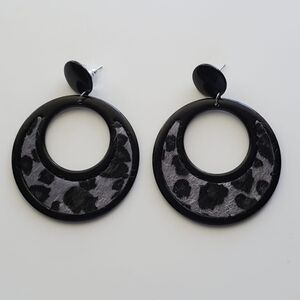 Gray Leopard Print Black Hoop Earrings